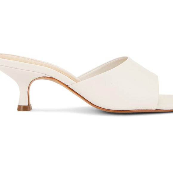 (Never Worn) SCHULTZ: Dethalia Sandal. Colour: Off white. Size: 8.5 - Picture 4 of 6